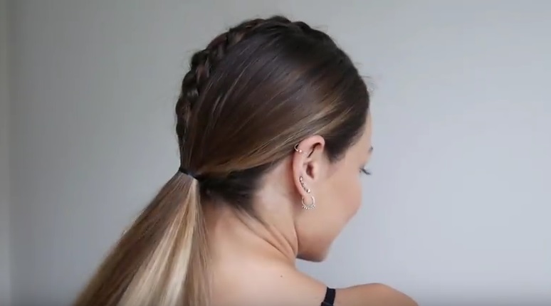 mohawk ponytail