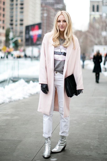 pink and white street style