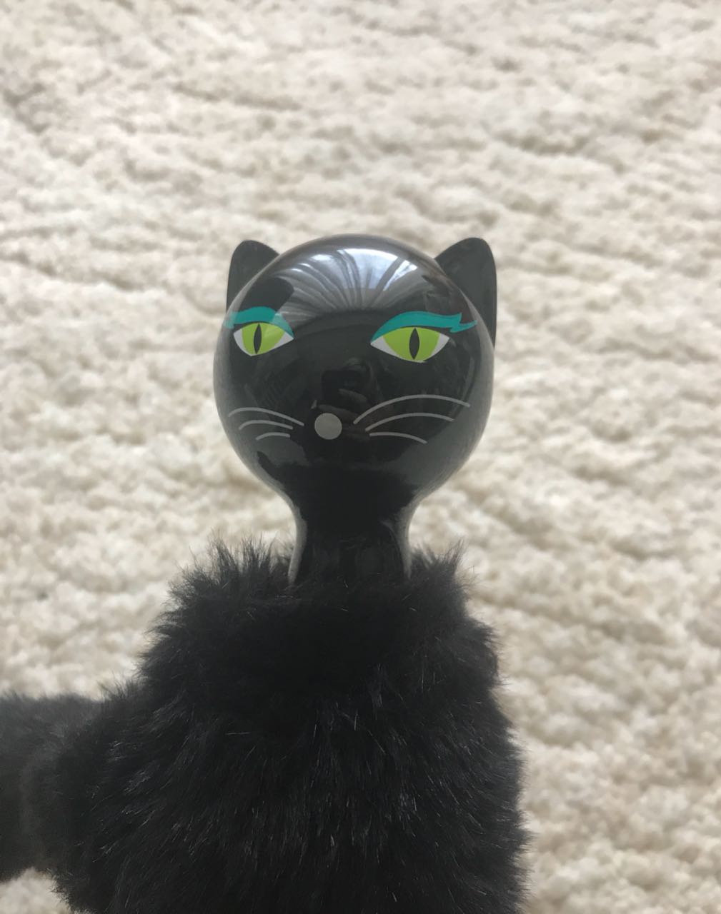 μαυρη γατα